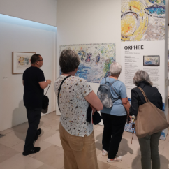 Visite de l'exposition "De verre et de pierre. Chagall en mosaïque"