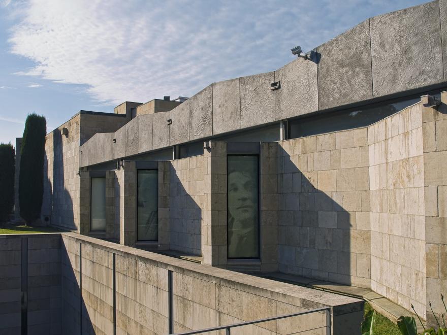 Media Name: museenationalmarcchagallcc.weil_.2013_2.jpg