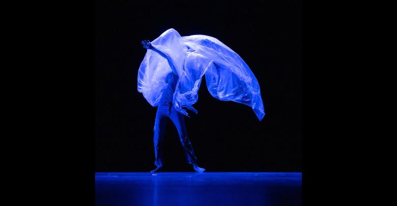 Lucie Muller, cirque, Ici commence la mer, photo (c) Dorian Nguyen Phu, 2023