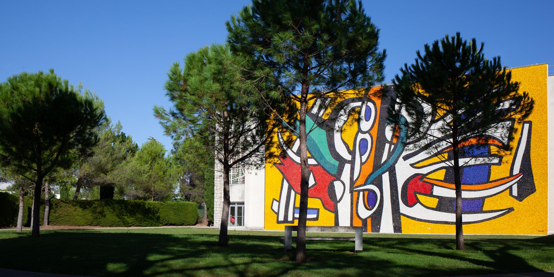 musée national Fernand Léger, façade Triennale, Biot (c) ADAGP, 2024