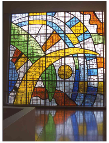 vitrail intérieur musée national Fernand Léger Biot 