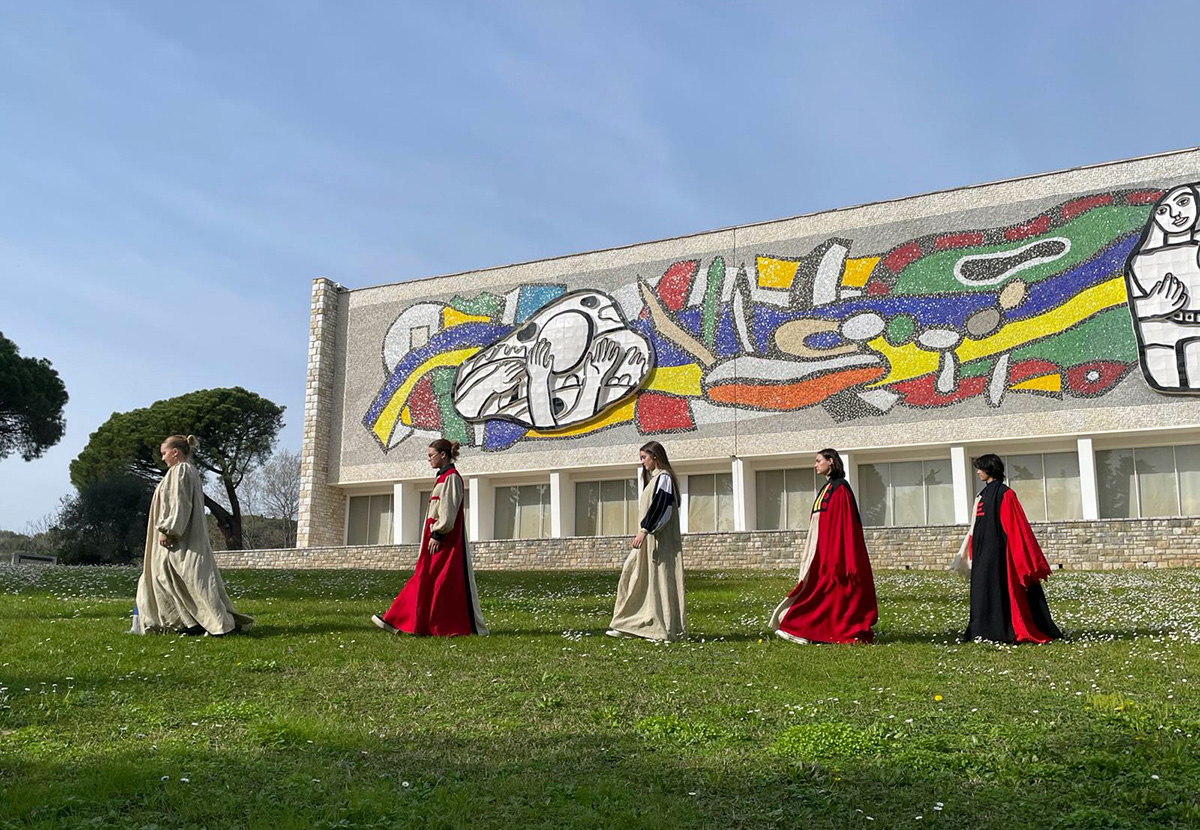 Défilé étudiantes DN MADE, lycée les Coteaux, Cannes, au musée Fernand Léger, Biot (c) Adagp, Paris, 2024