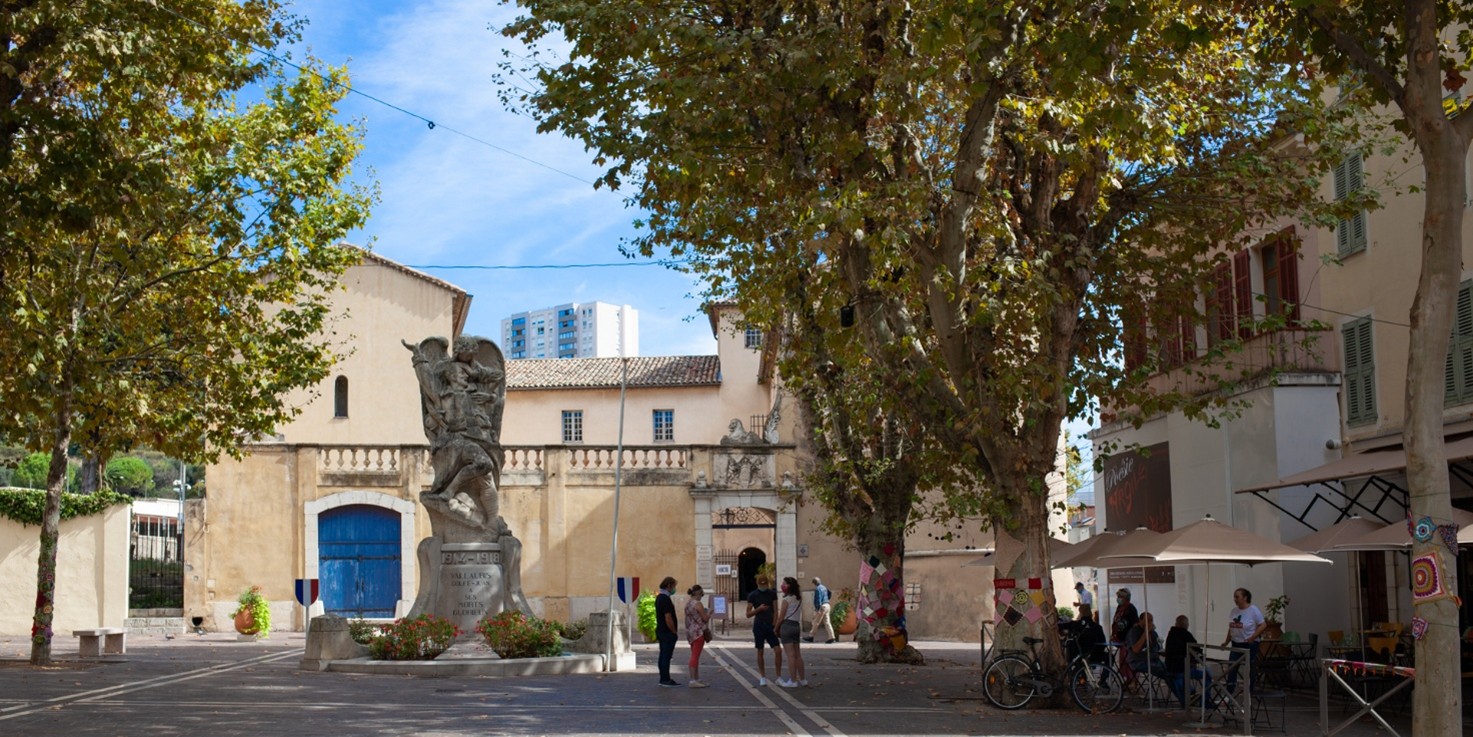 Visuel de l'entrée du musée Magnelli, musée de la céramique